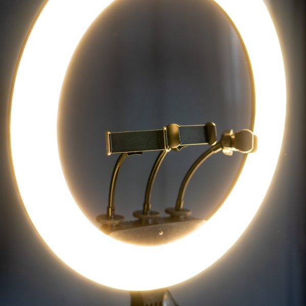 Žiedinė LED lempa (45cm) su stovu